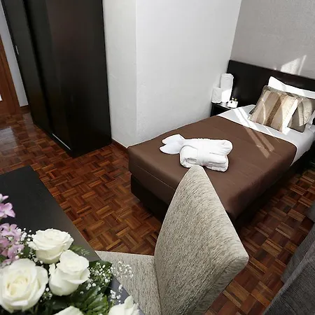 Douro House 타부아코